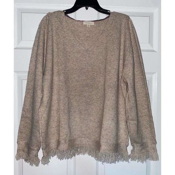 Promesa Fringe Sweater - Picture 2 of 6